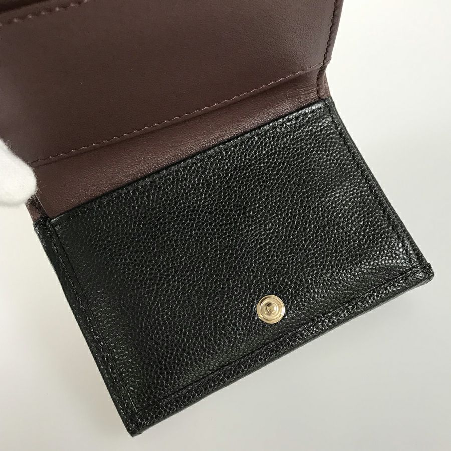 シャネル 三つ折り財布