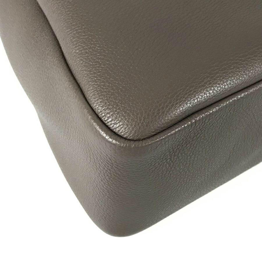 プラダ トートバッグ