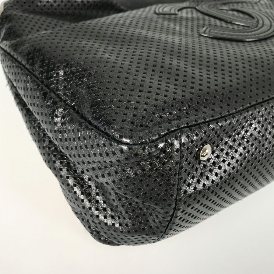 シャネル ショルダーバッグ