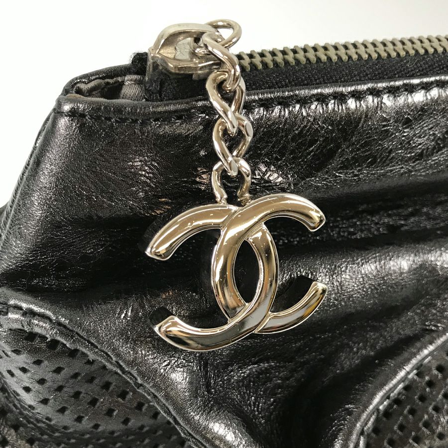 シャネル ショルダーバッグ