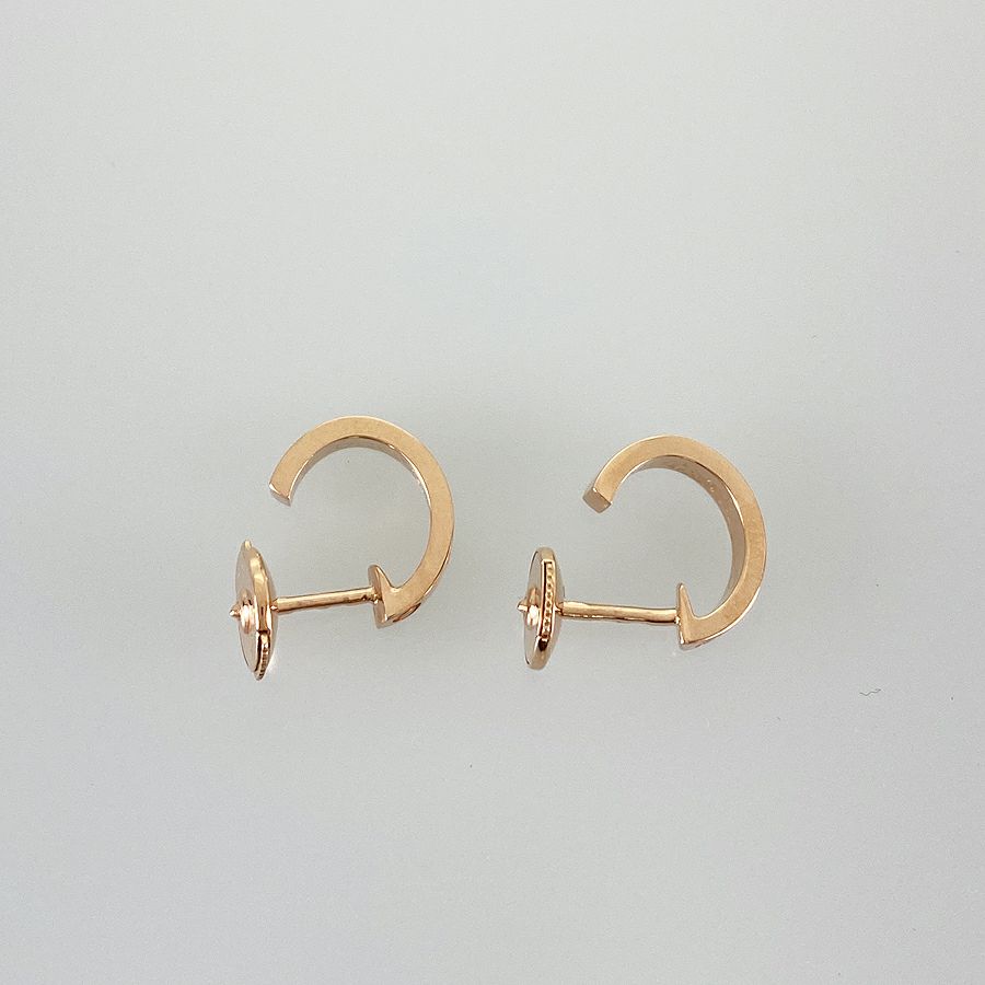 カルティエ ピアス