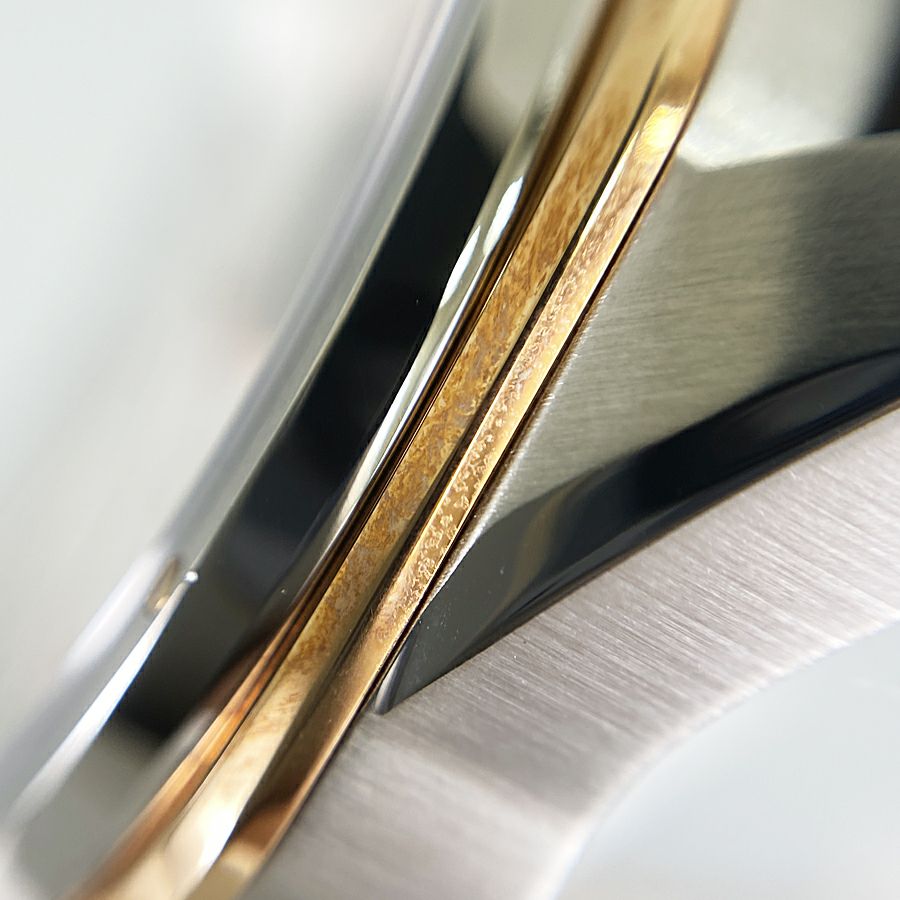 ロベルトカヴァリ RV1G145L0041 メンズ 腕時計