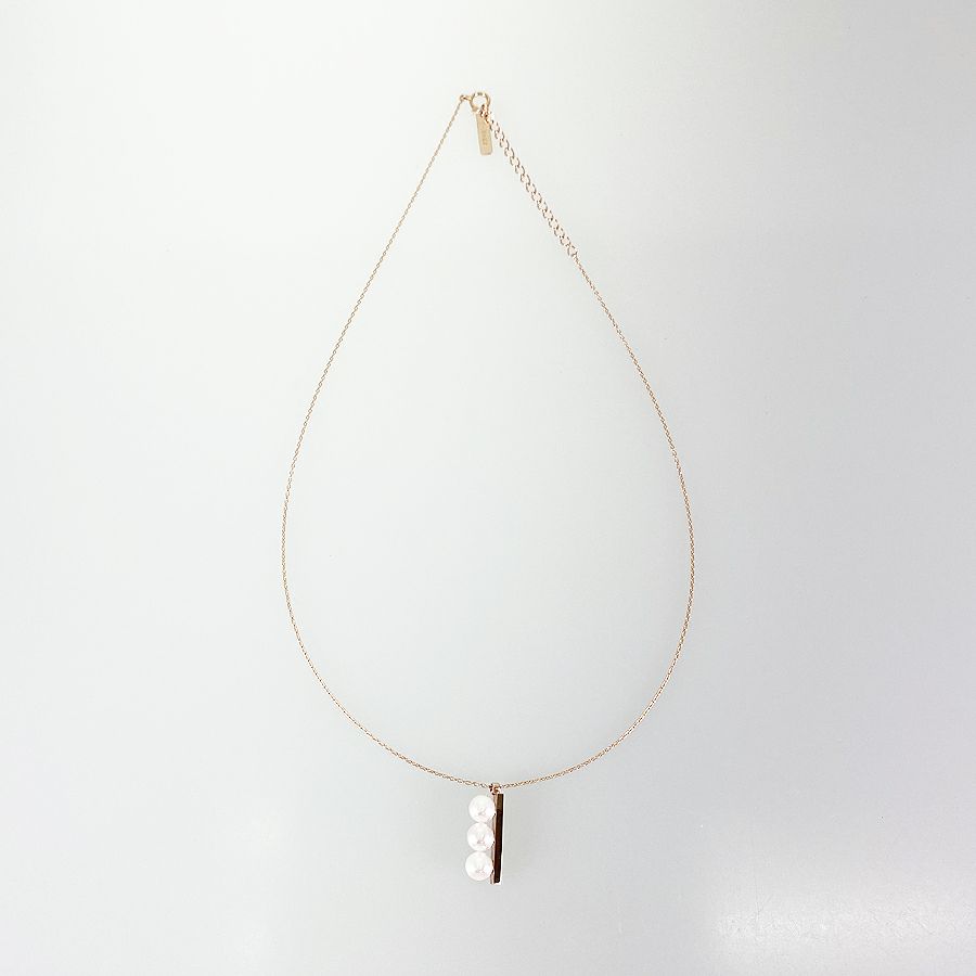 タサキ ネックレス