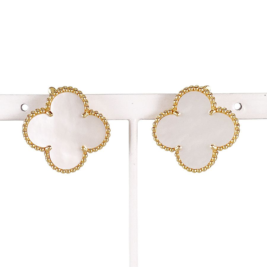 ヴァンクリーフ＆アーペル ピアス