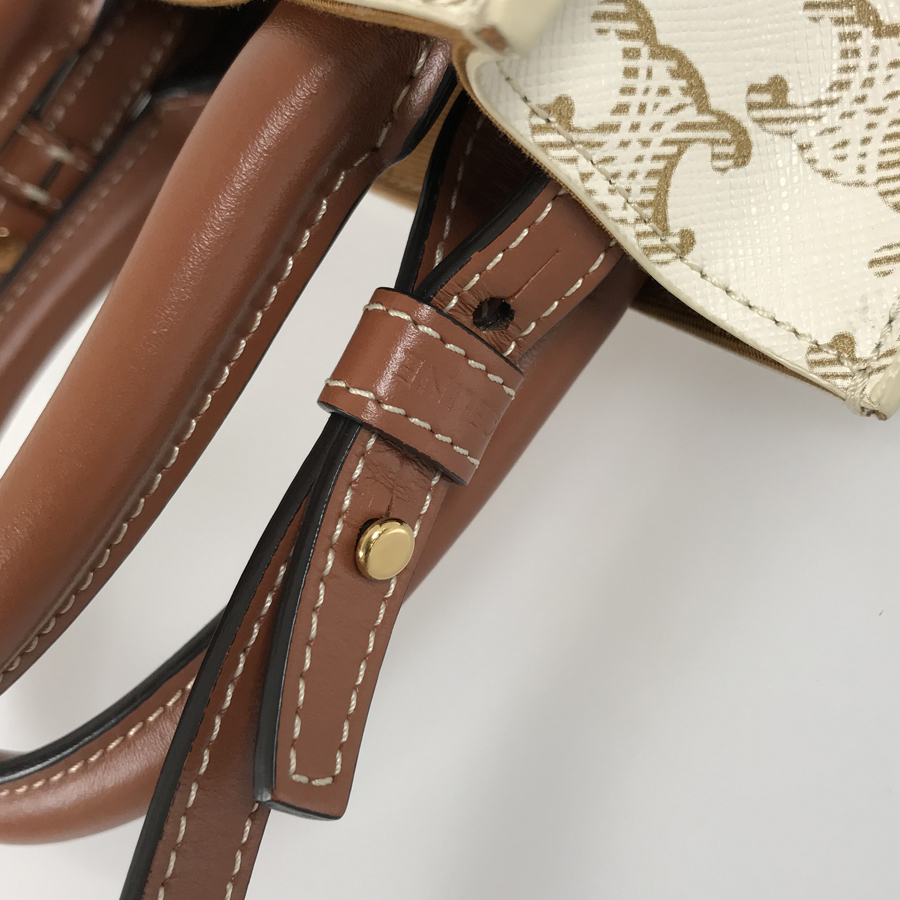 セリーヌ ショルダーバッグ