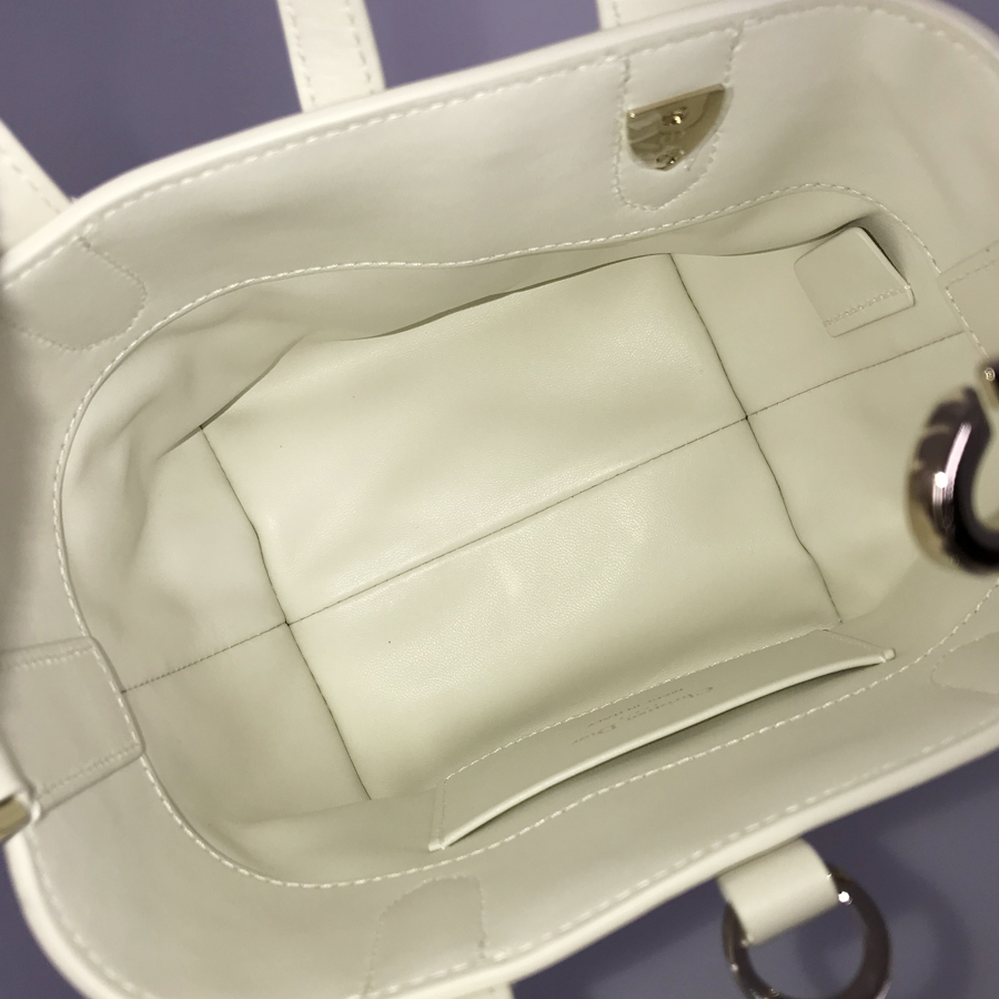 ディオール ショルダーバッグ