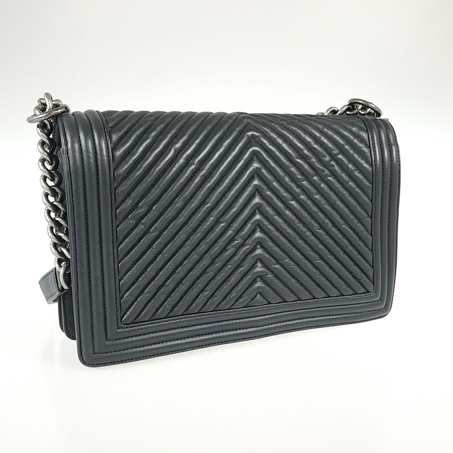 シャネル ショルダーバッグ