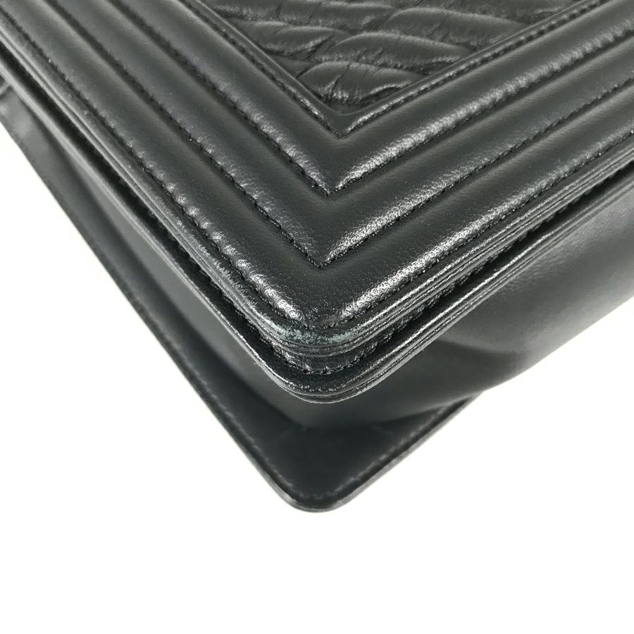 シャネル ショルダーバッグ