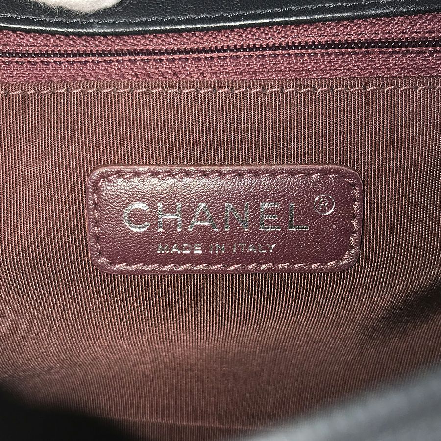 シャネル ショルダーバッグ