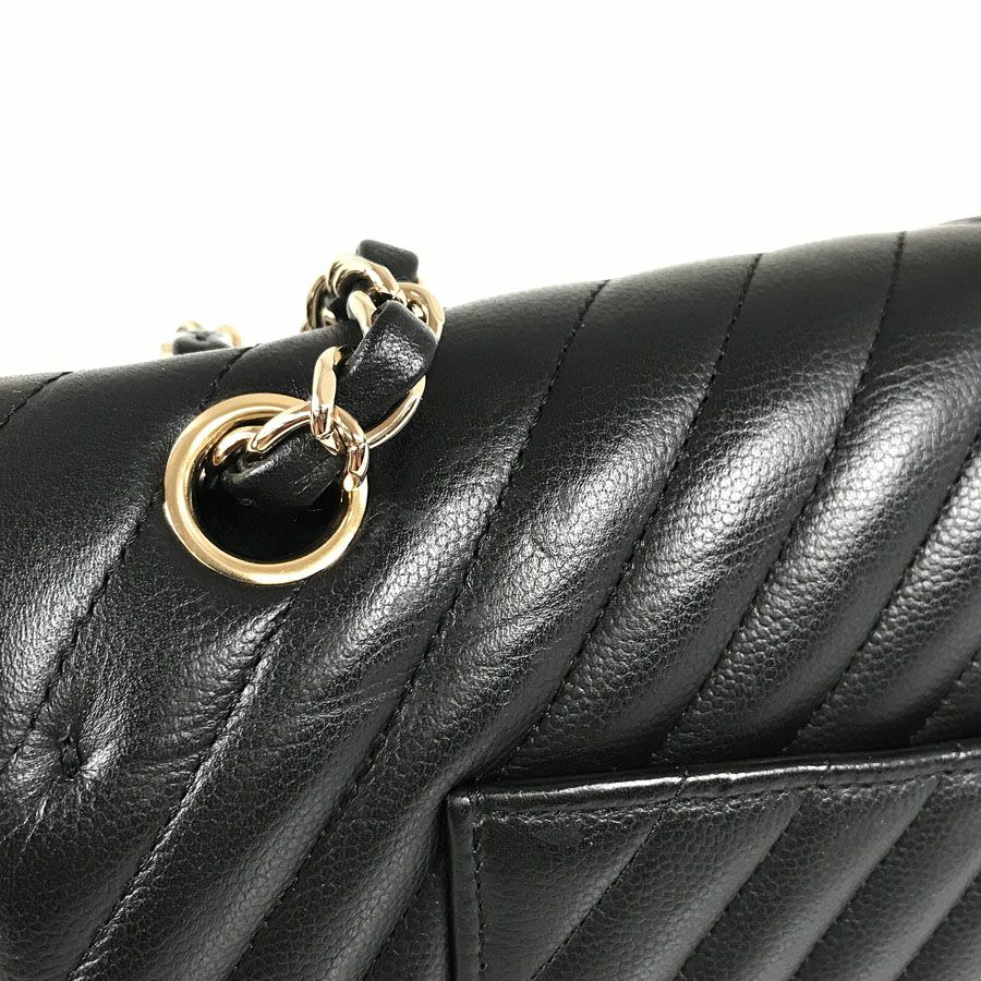 シャネル ショルダーバッグ