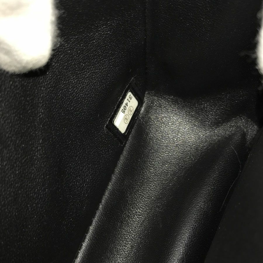 シャネル ショルダーバッグ