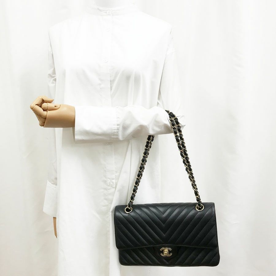 シャネル ショルダーバッグ