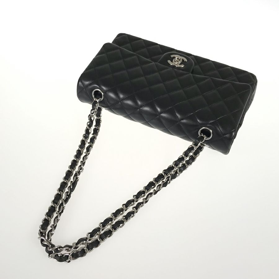 シャネル ショルダーバッグ