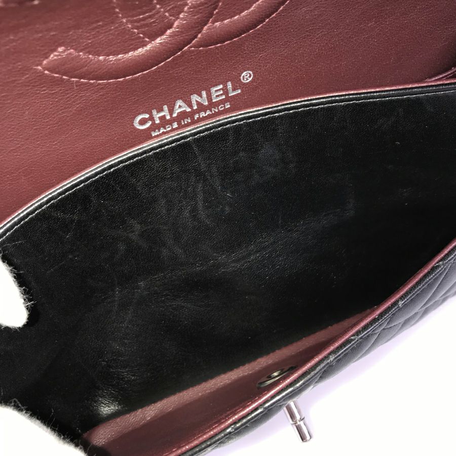 シャネル ショルダーバッグ