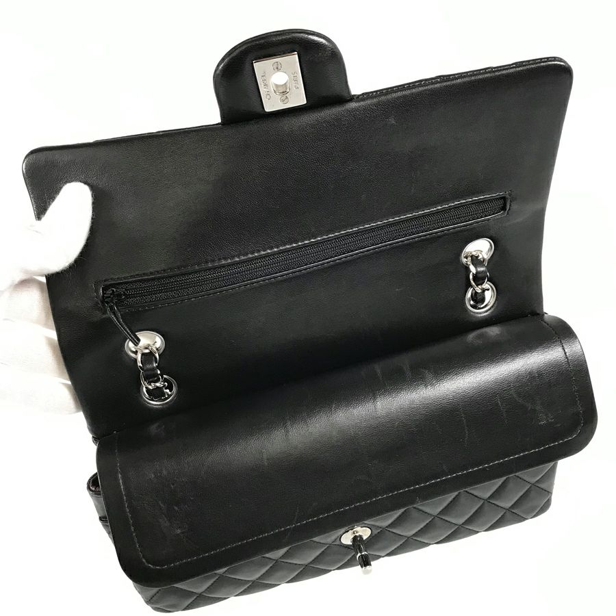 シャネル ショルダーバッグ