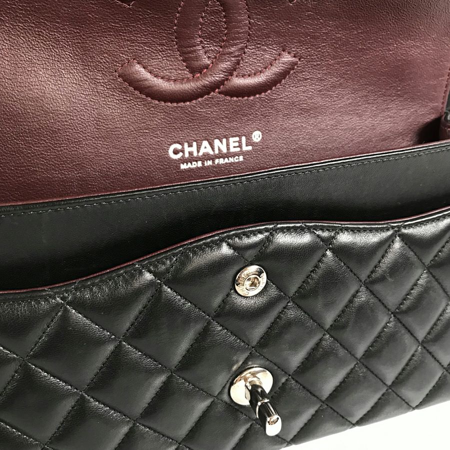 シャネル ショルダーバッグ