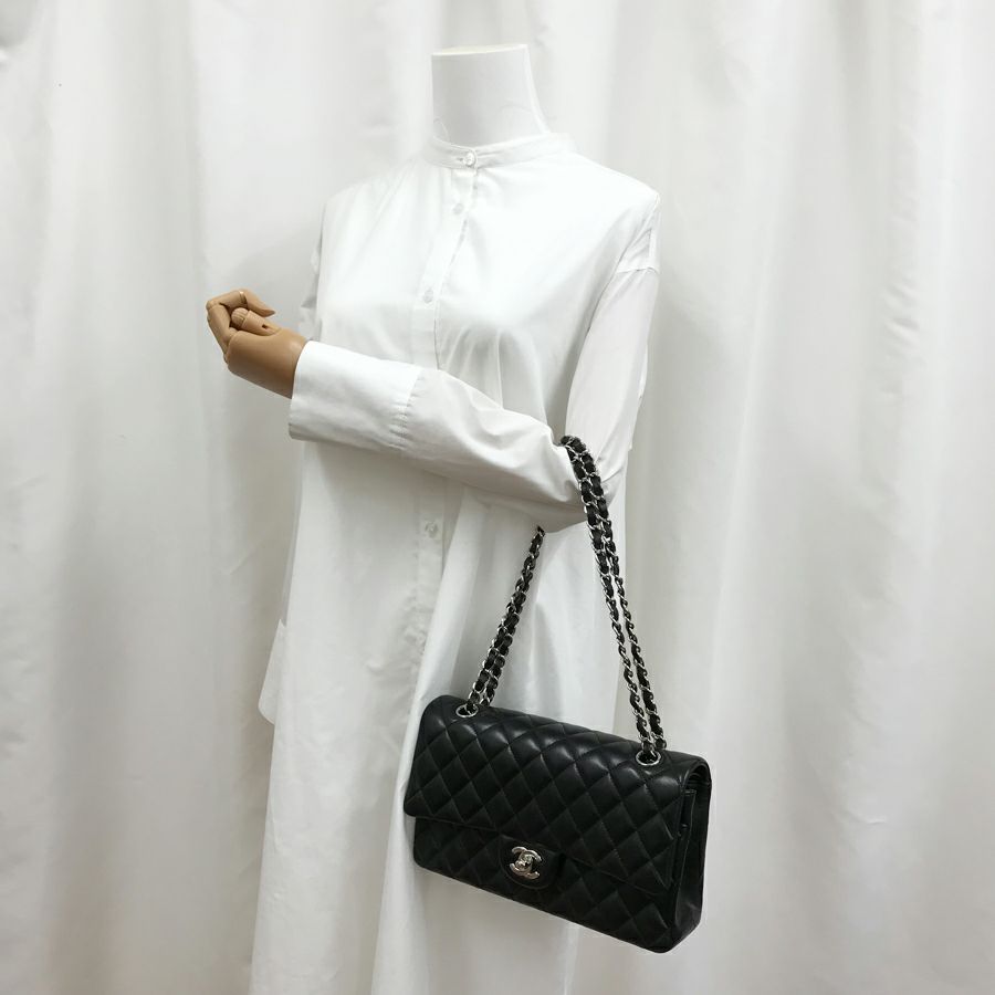 シャネル ショルダーバッグ