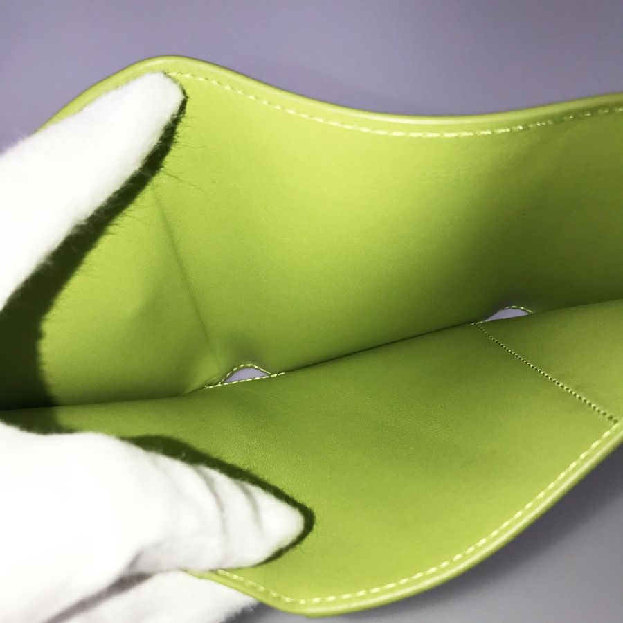 ロエベ 三つ折り財布