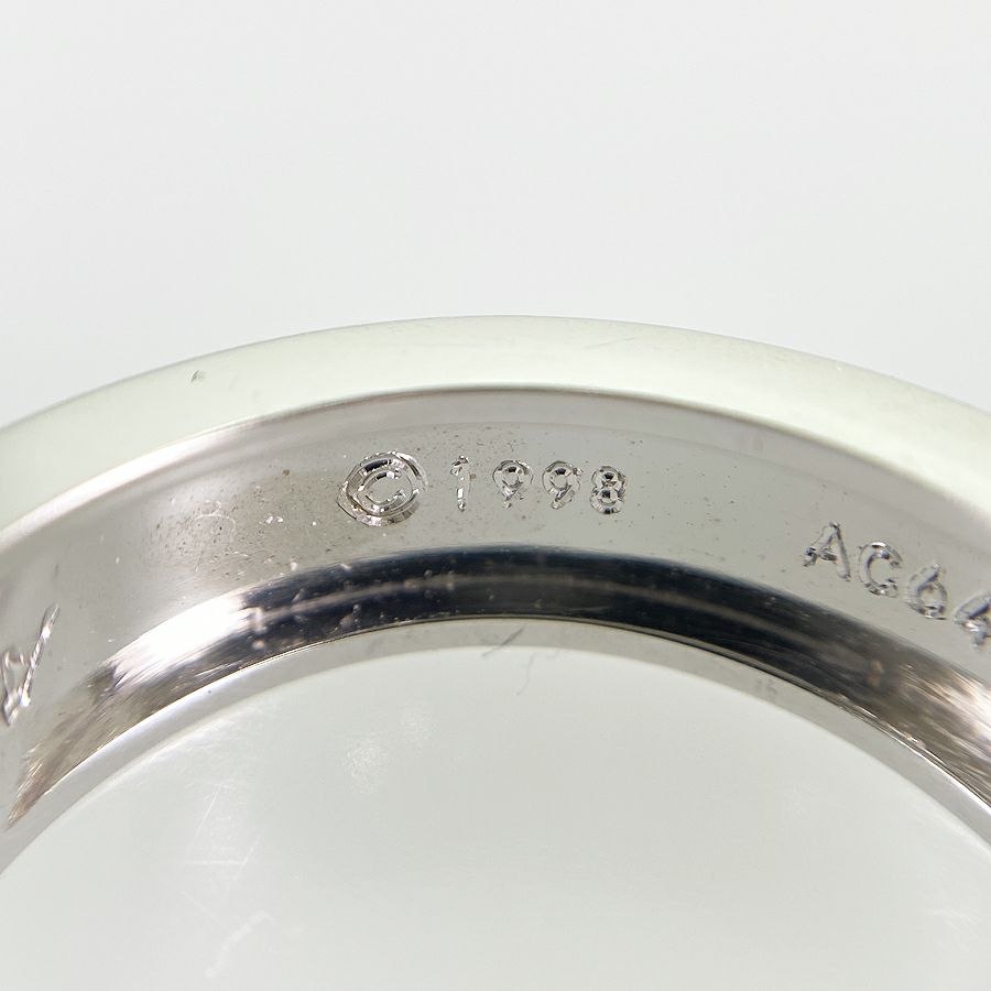 カルティエ ピアス