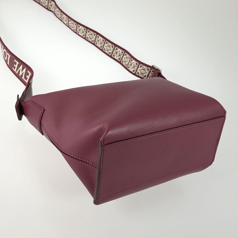 ロエベ ショルダーバッグ