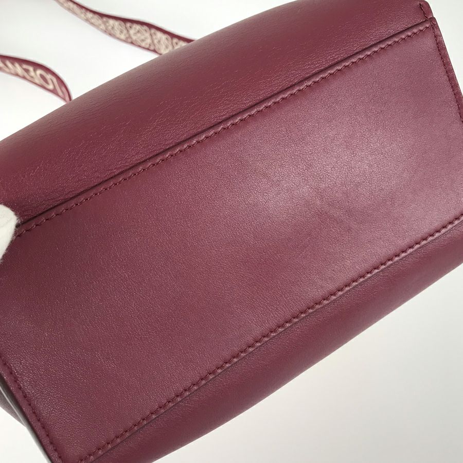 ロエベ ショルダーバッグ