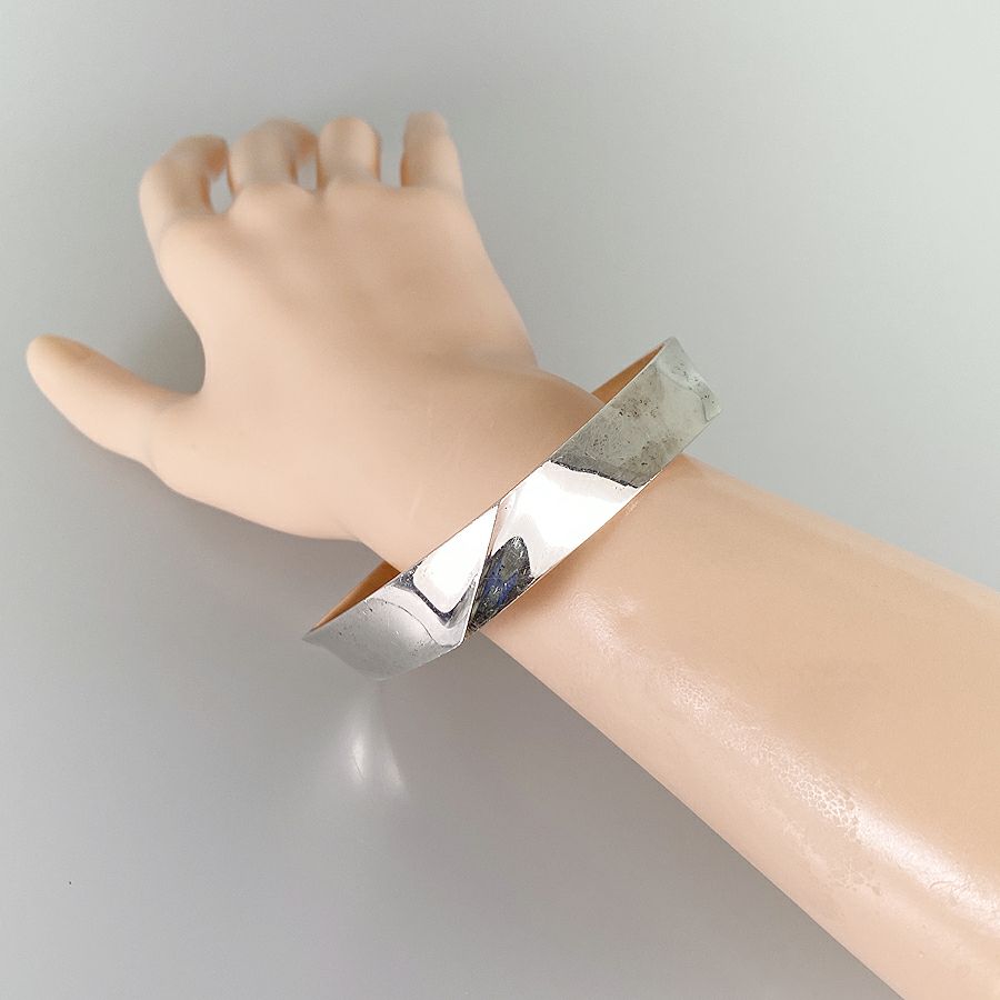 ティファニー バングル