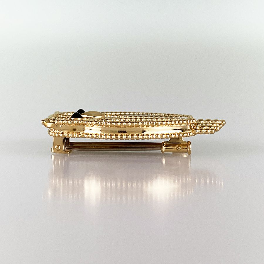 ヴァンクリーフ＆アーペル ブローチ