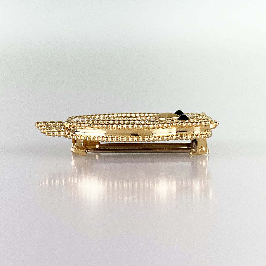 ヴァンクリーフ＆アーペル ブローチ