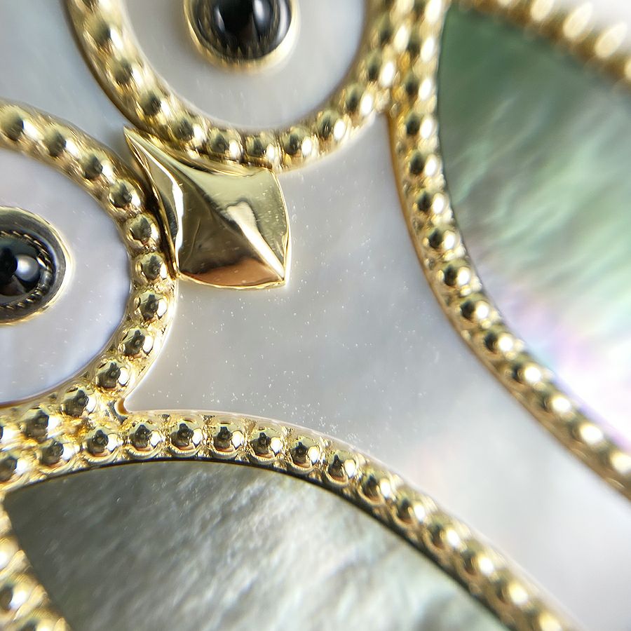 ヴァンクリーフ＆アーペル ブローチ