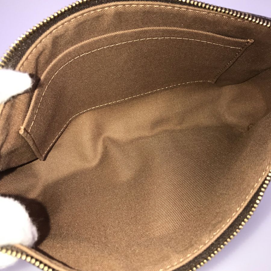 ルイ・ヴィトン ポーチ