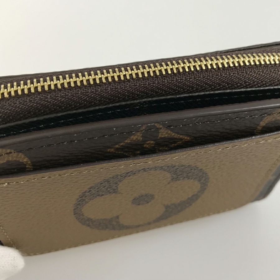 ルイ・ヴィトン 二つ折り財布