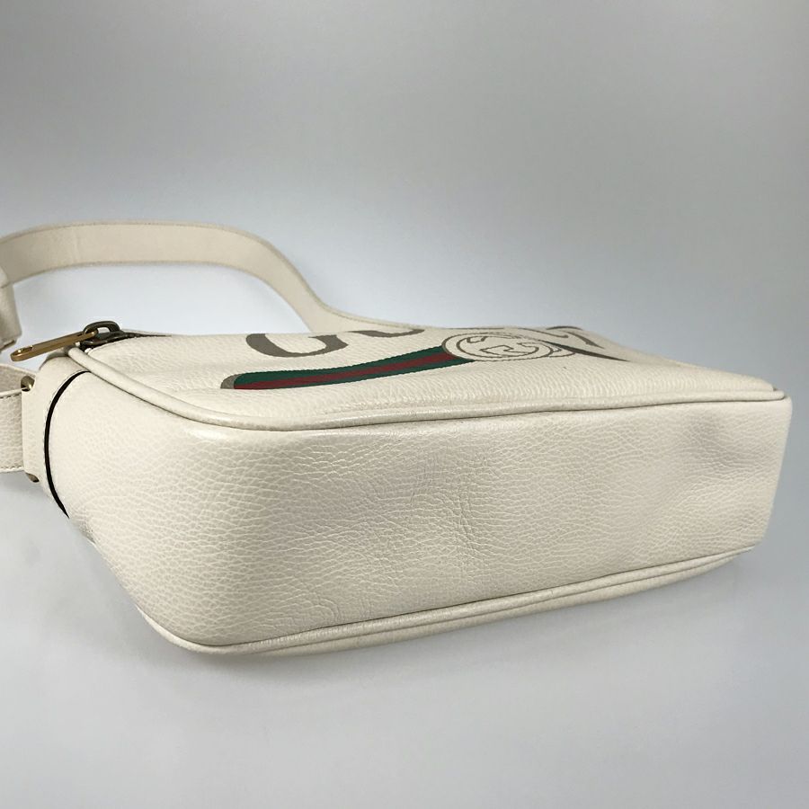 グッチ メッセンジャーバッグ