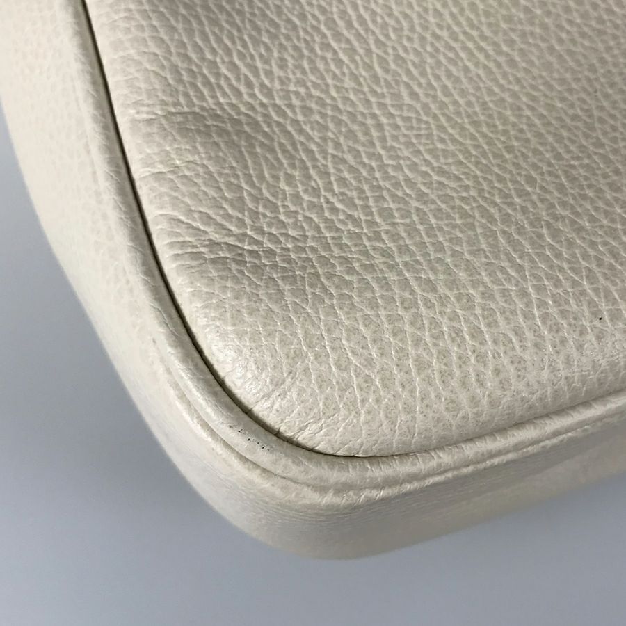 グッチ メッセンジャーバッグ