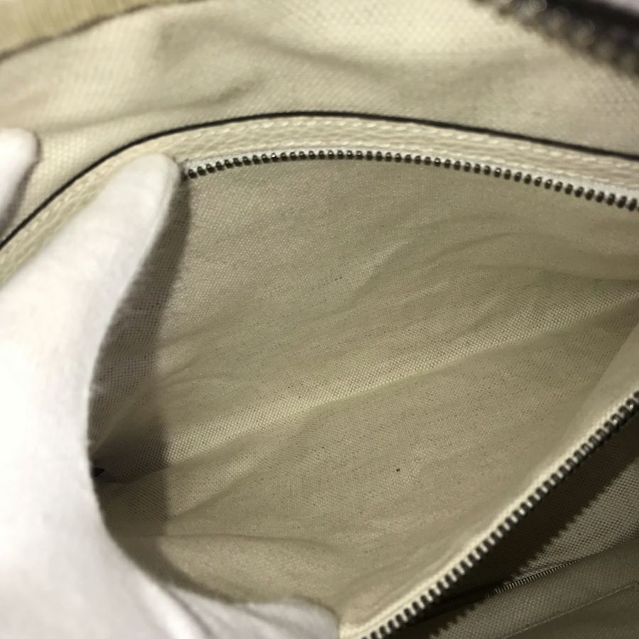 グッチ メッセンジャーバッグ