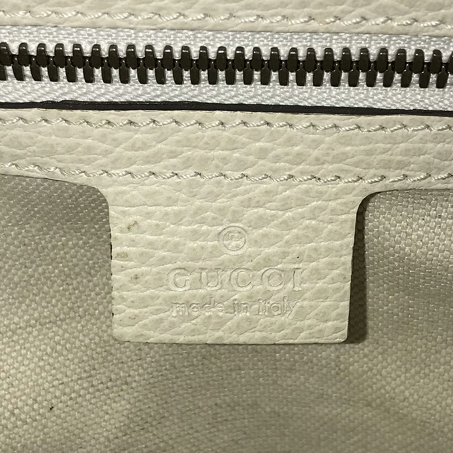 グッチ メッセンジャーバッグ