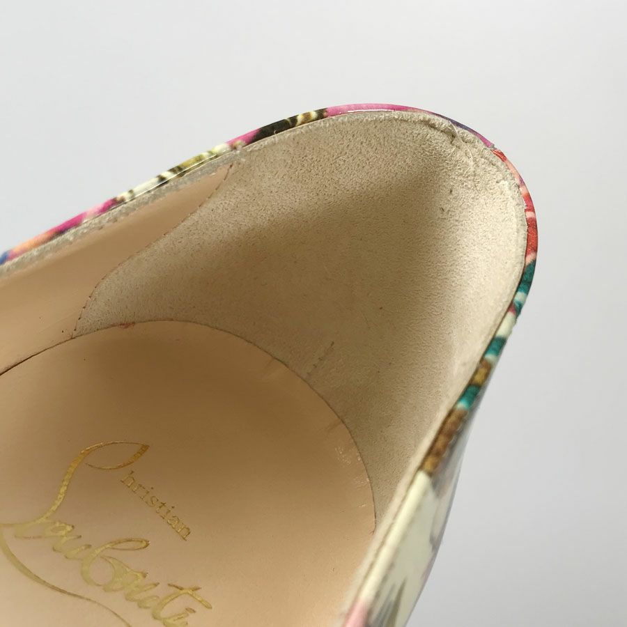 クリスチャンルブタン レディース パンプス