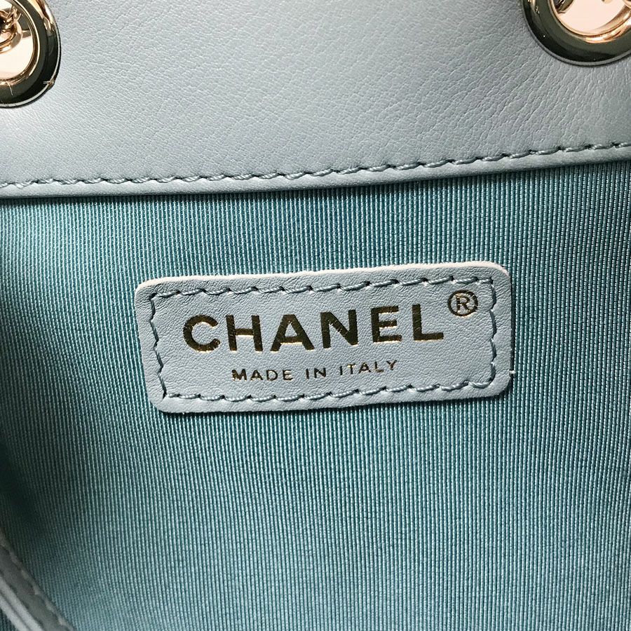 シャネル ショルダーバッグ