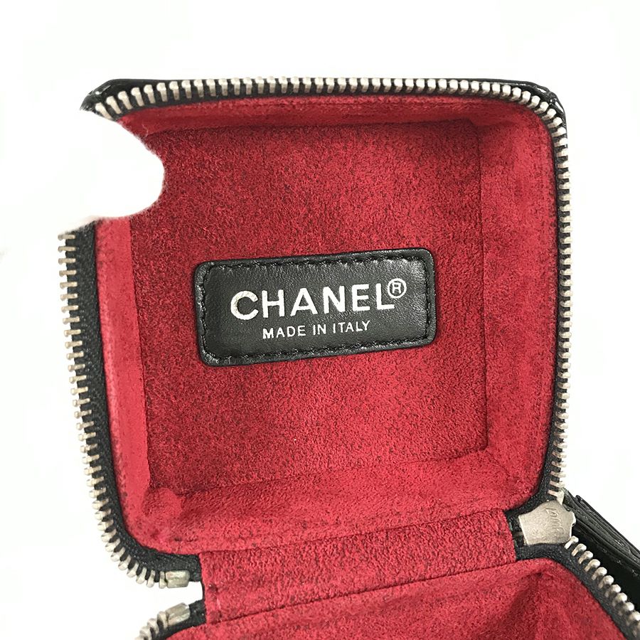 シャネル ポーチ