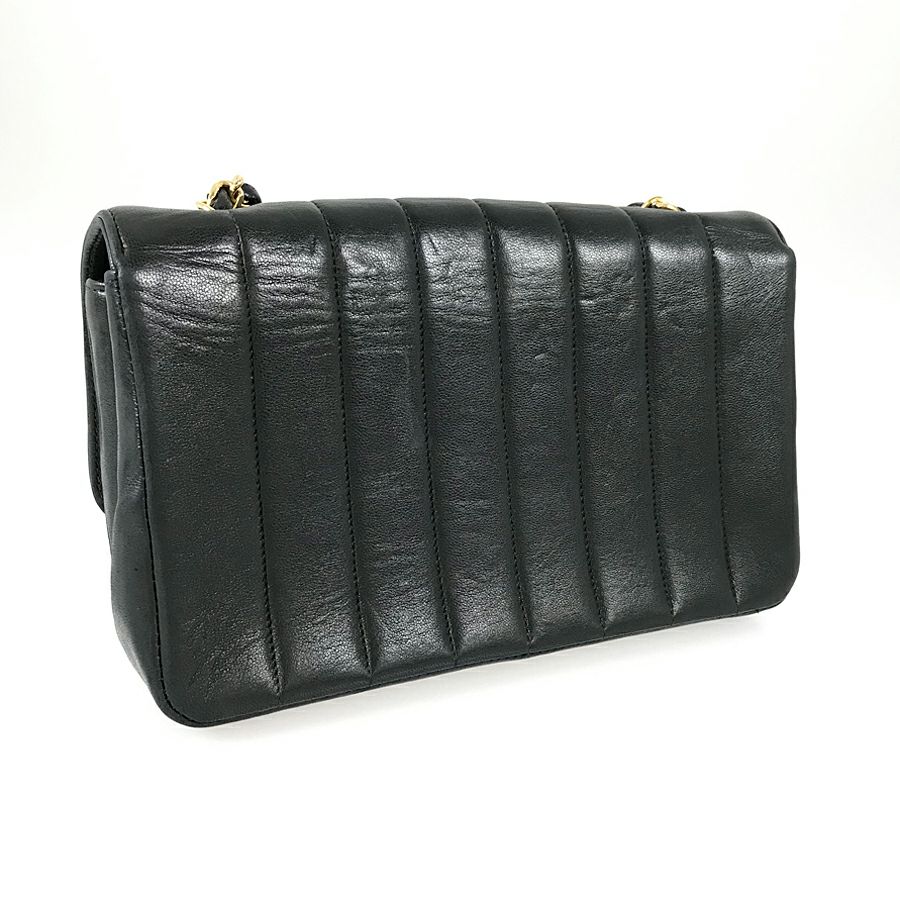 シャネル ショルダーバッグ