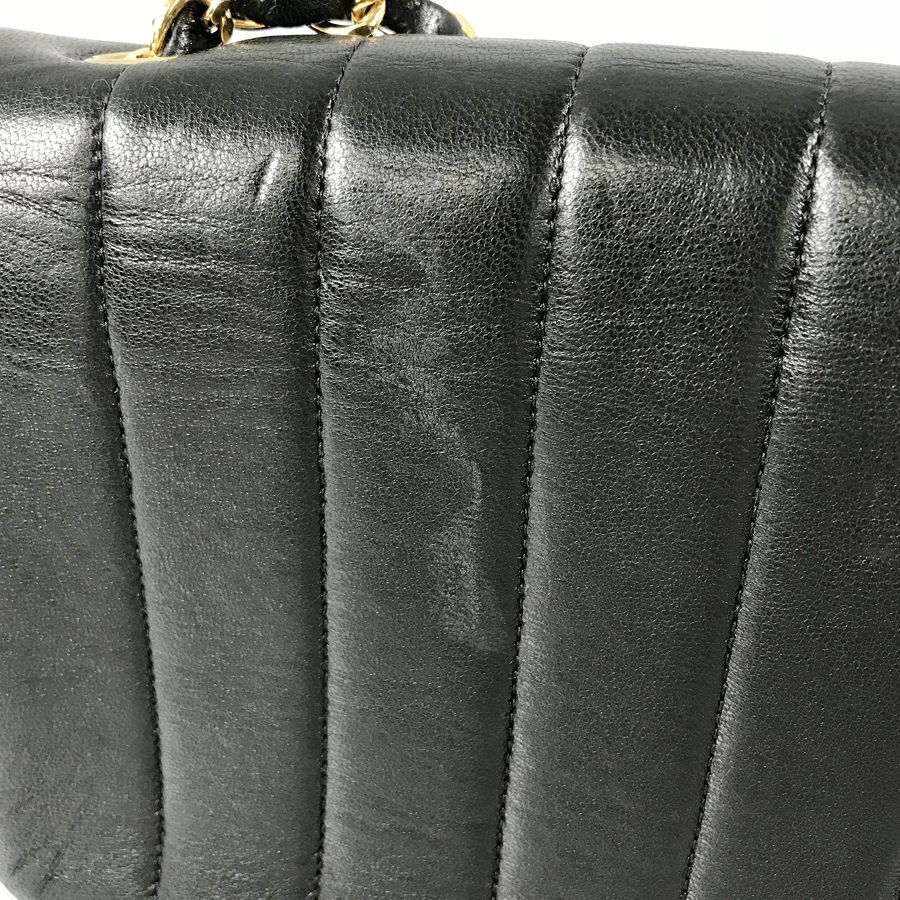 シャネル ショルダーバッグ