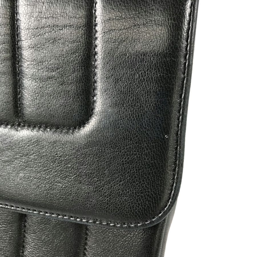 シャネル ショルダーバッグ