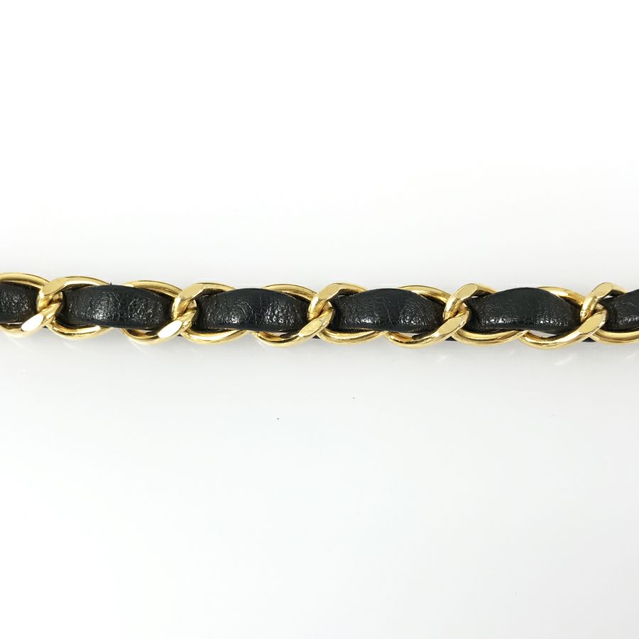 シャネル ショルダーバッグ