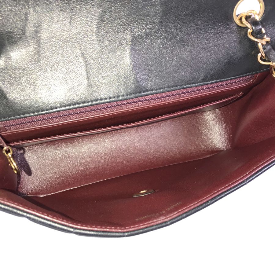 シャネル ショルダーバッグ