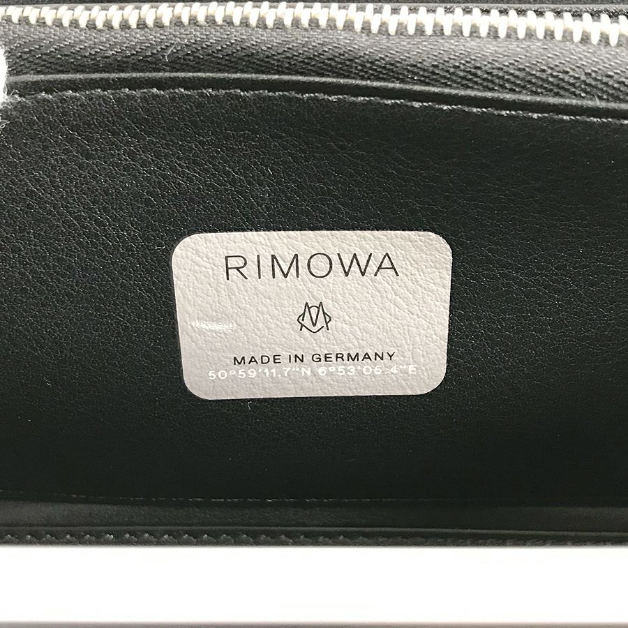 リモワ ウォレットバッグ