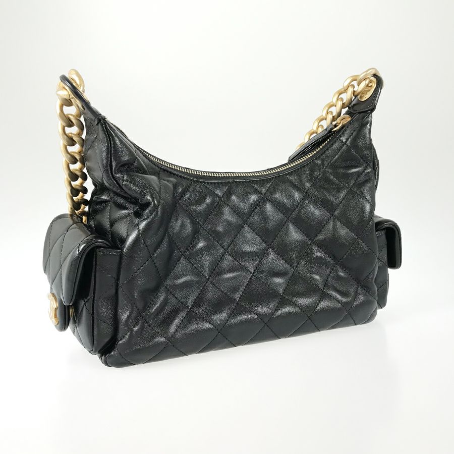 シャネル ショルダーバッグ