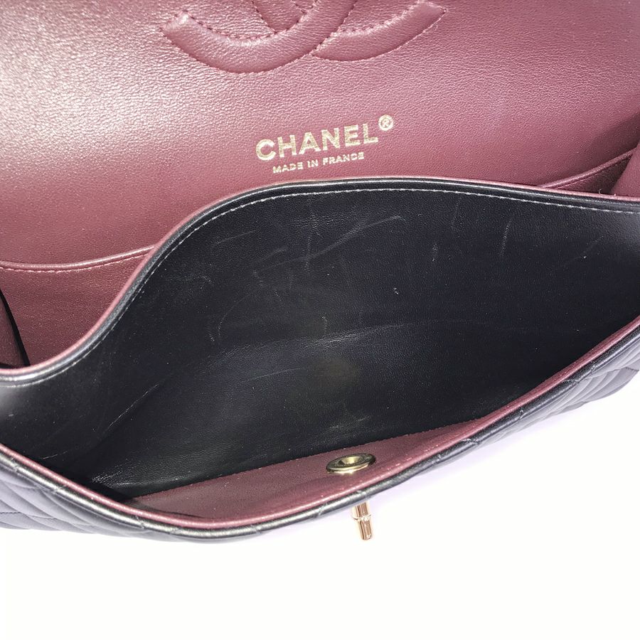 シャネル ショルダーバッグ