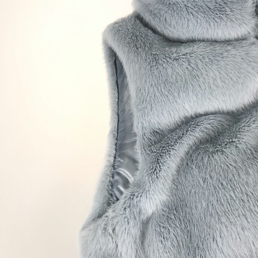 ヘルノ レディース ダウンベスト