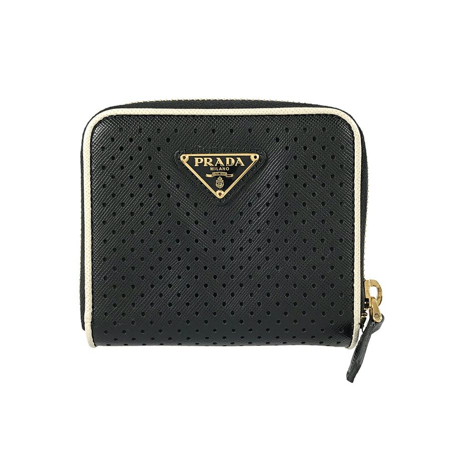 プラダ 二つ折り財布