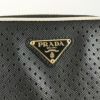 プラダ 二つ折り財布