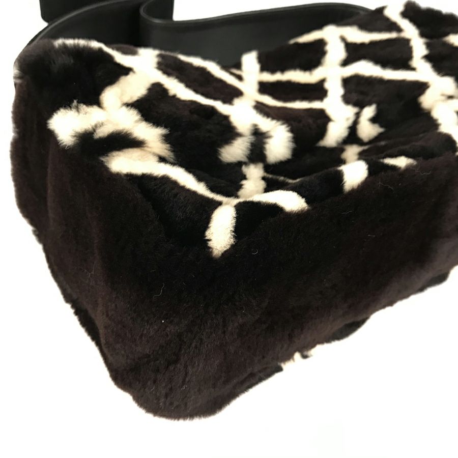 シャネル ショルダーバッグ